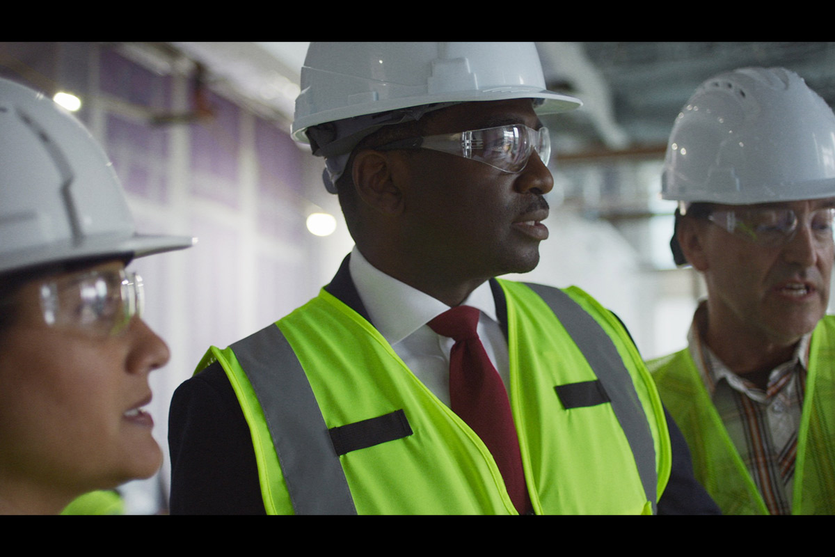 Voyager Director Chrris Lowe Celebrates the People Behind Bank of America in Latest Campaign